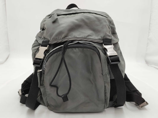 (10460_0242) PRADA Nylon PRADA Nylon Tesuto Rucksack Grey Triangle Plate Bag Rucksack
