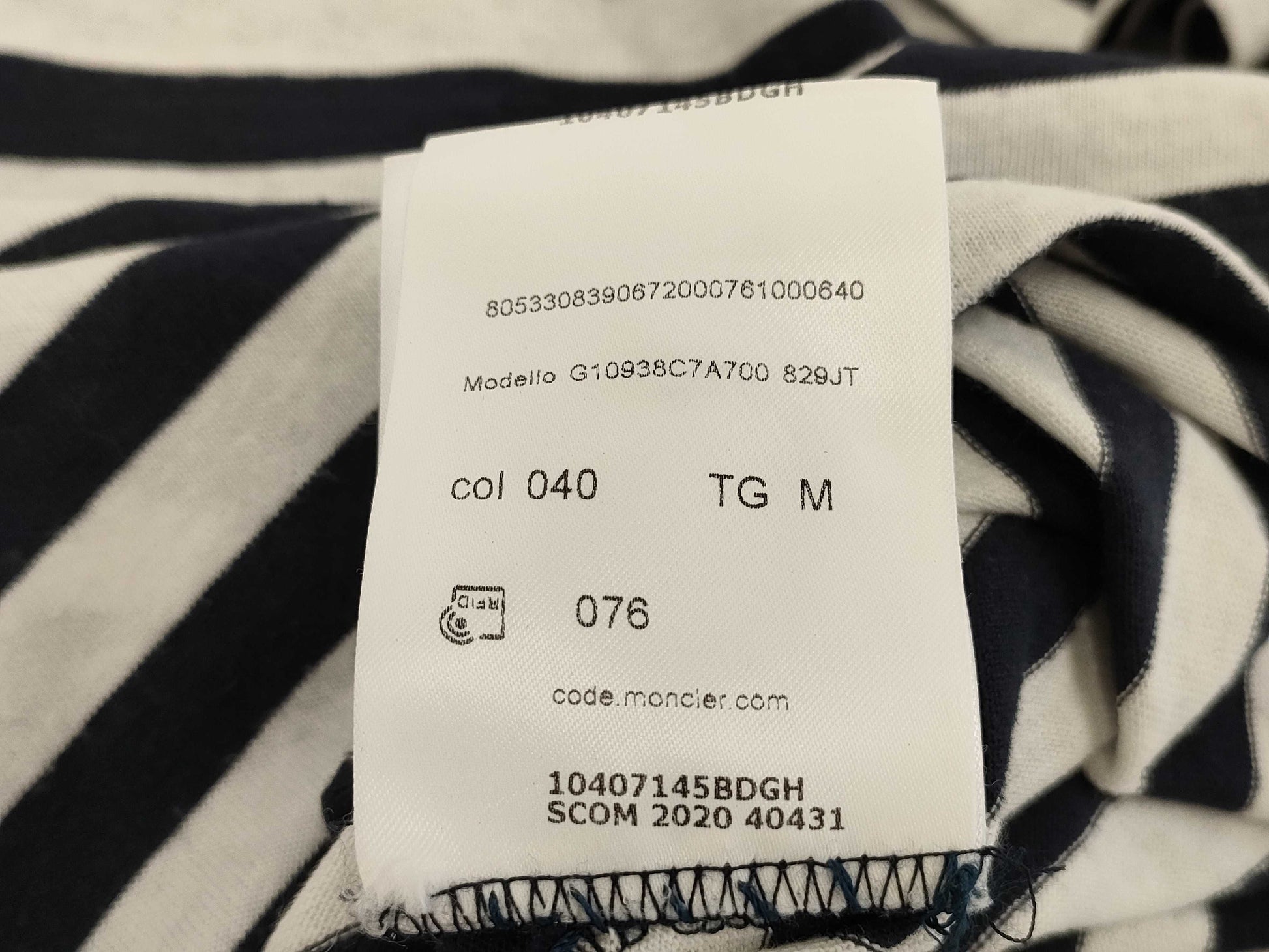 (10462_0242) MONCLER T-Shirt Size M T-Shirt