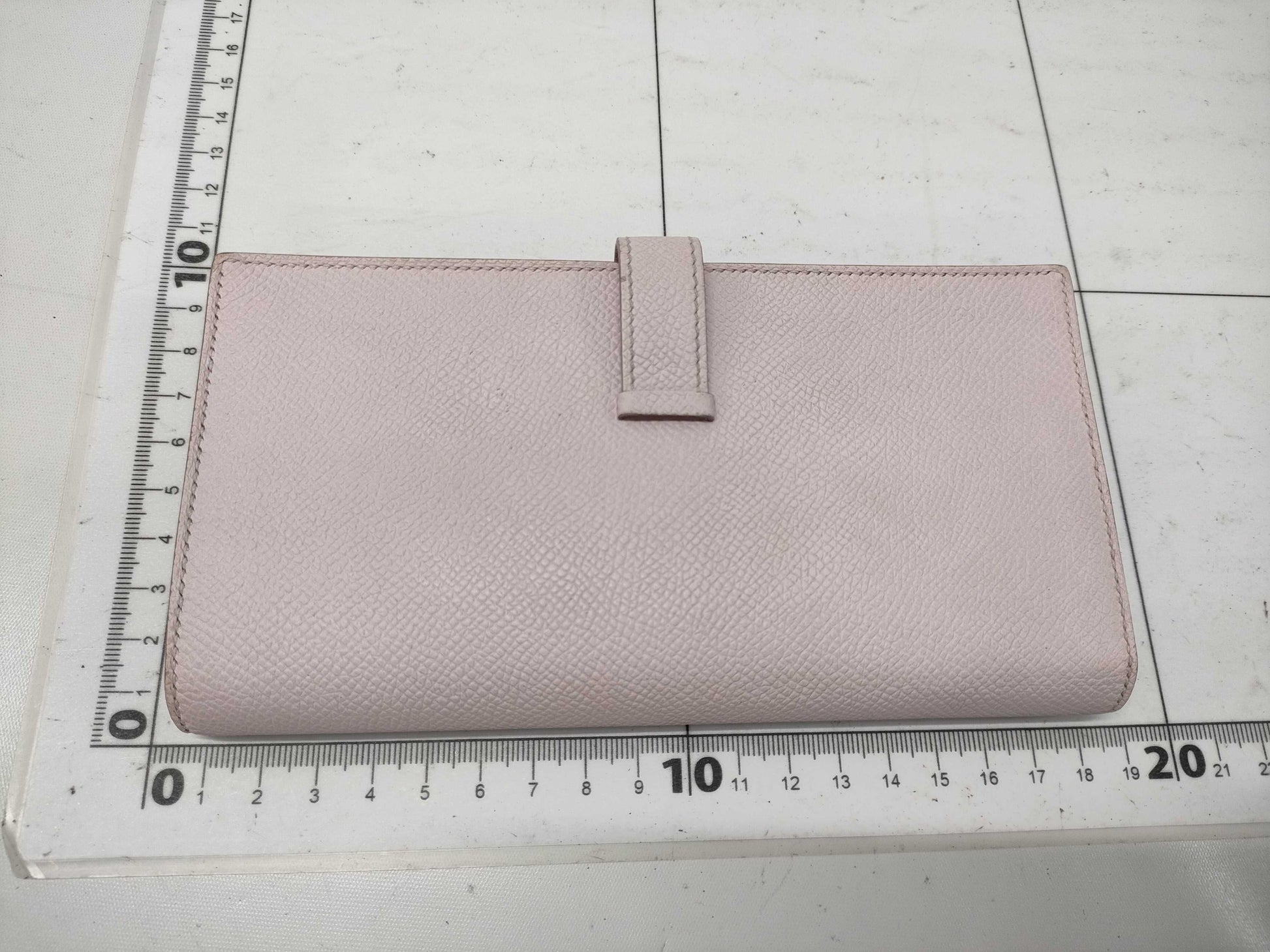 HERMES Bearn Soufflet Wallet Pink Wallet