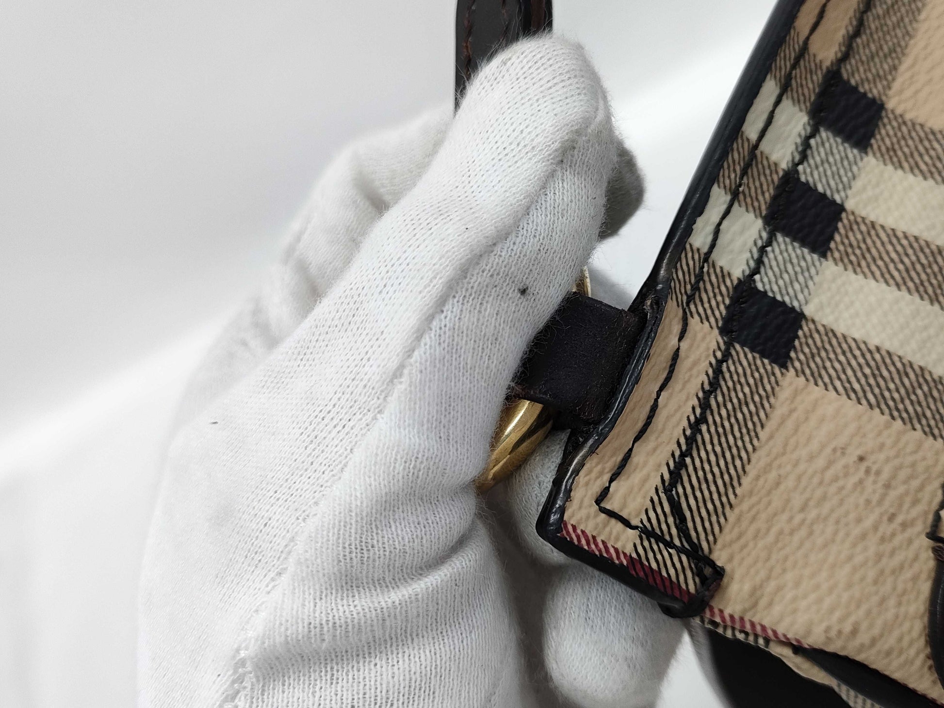 BURBERRY Nova Check Shoulder Bag