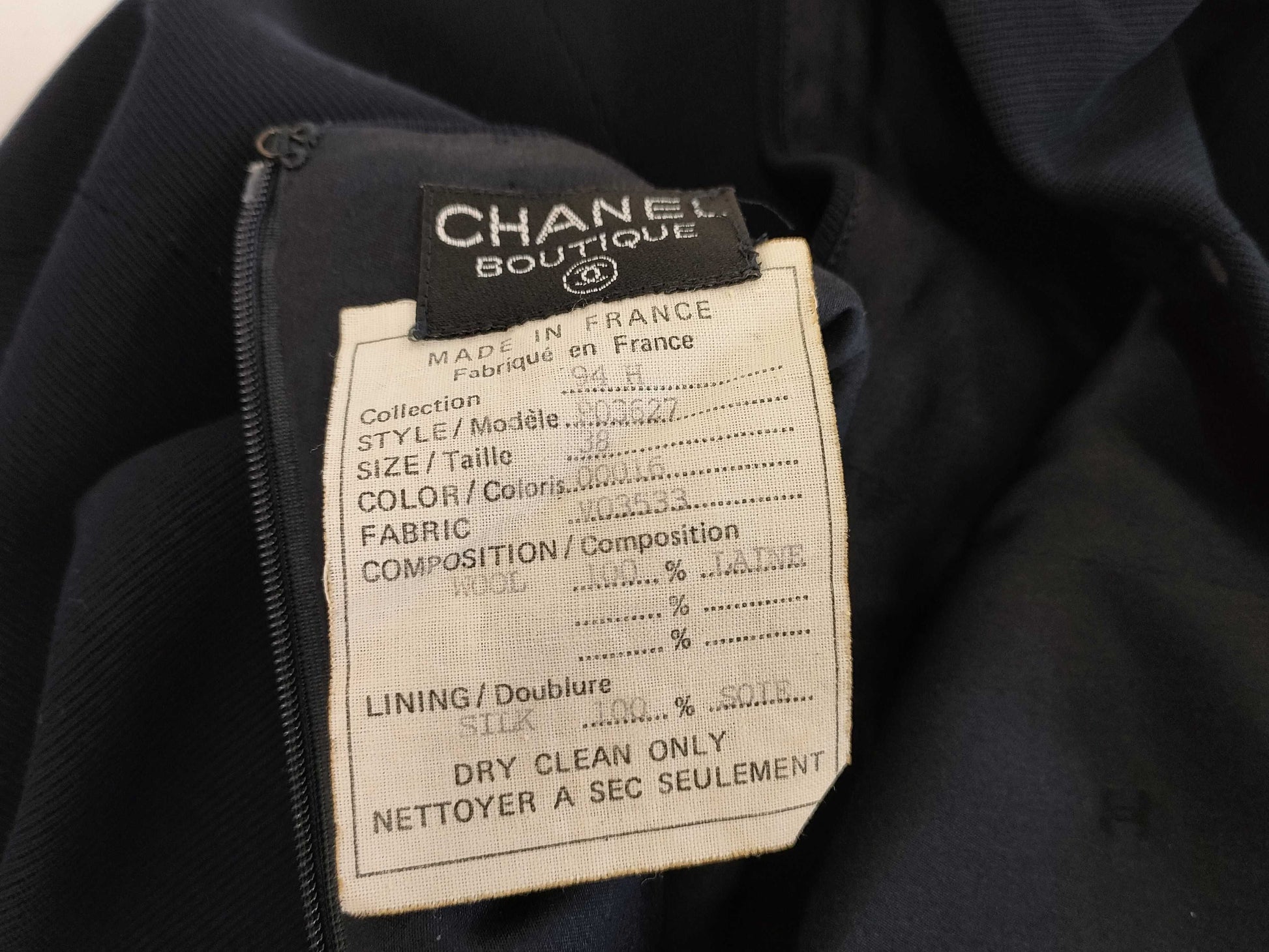 (10462_0137) CHANEL 94 Years P03627 Coco Mark Button Collarless Skirt Set 38 Other Apparel