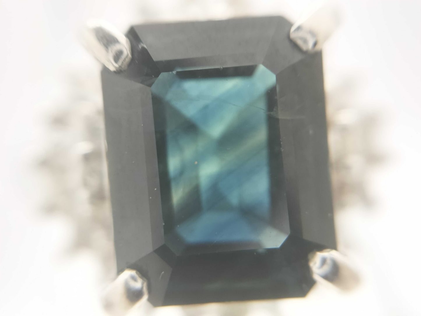 Colored Stone 2.955ct D0.47ct PT900 6.3g Ring 