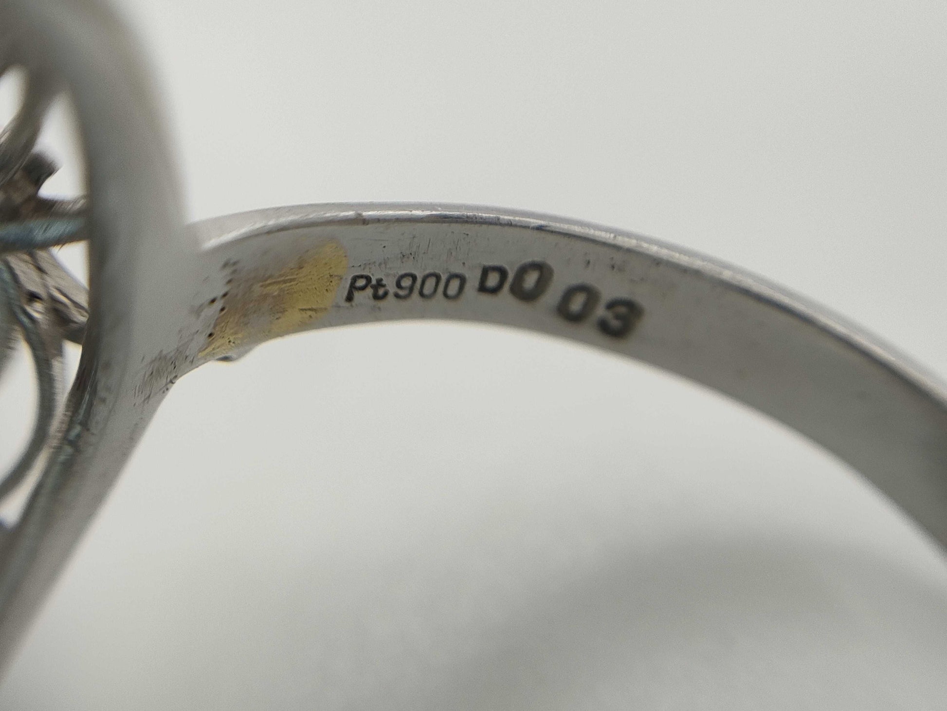 BT32.84ct D0.03ct PT900 17.0g Ring 
