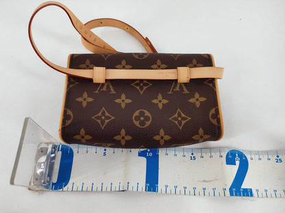 LOUIS VUITTON Monogram Pochette Florentine Shoulder Bag