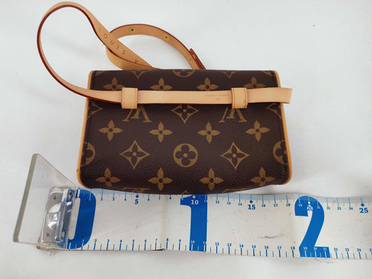 LOUIS VUITTON Monogram Pochette Florentine Shoulder Bag