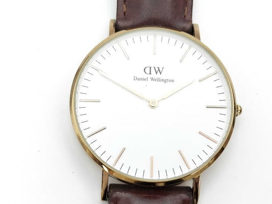 DW 01051095619 Quartz Men's Watch