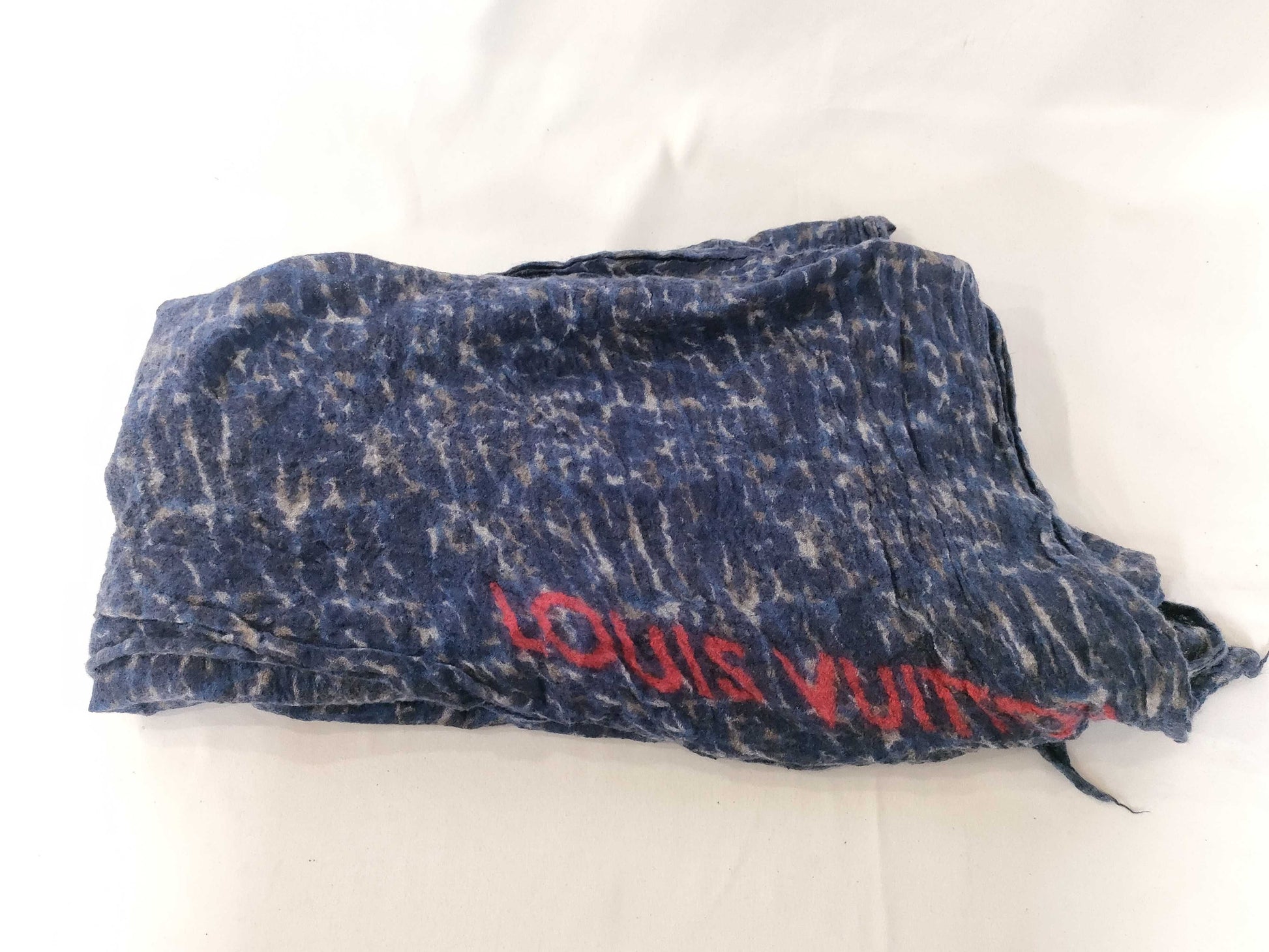 LOUIS VUITTON Wool Blue Scarf