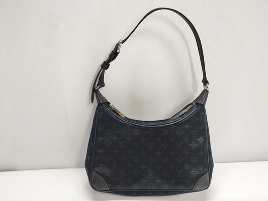 LOUIS VUITTON Monogram Satin Little Boulogne Pouch M92142 SR0041 Black