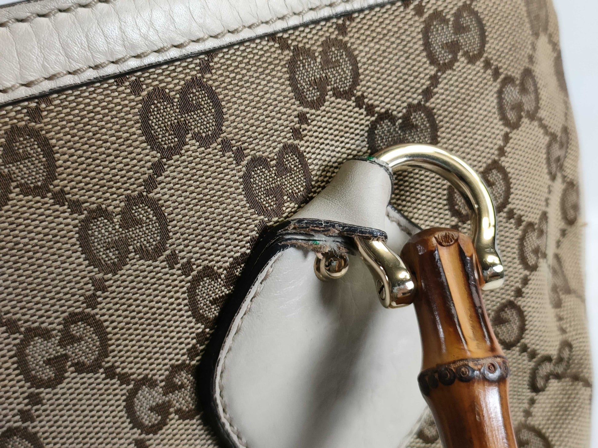 GUCCI Bamboo ID - Gucci GG Canvas Bamboo Canvas and Leather Tote Bag Beige and White 282317 Tote Bag