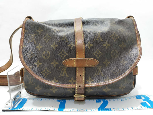 LOUIS VUITTON Monogram Saumur 30 M42256 AR8912 Shoulder Bag