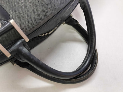 LOUIS VUITTON Taiga Kendall PM M30122 Boston Bag with Unclear Serial Number