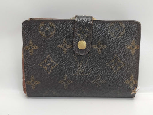 LOUIS VUITTON Louis Vuitton Monogram Wallet