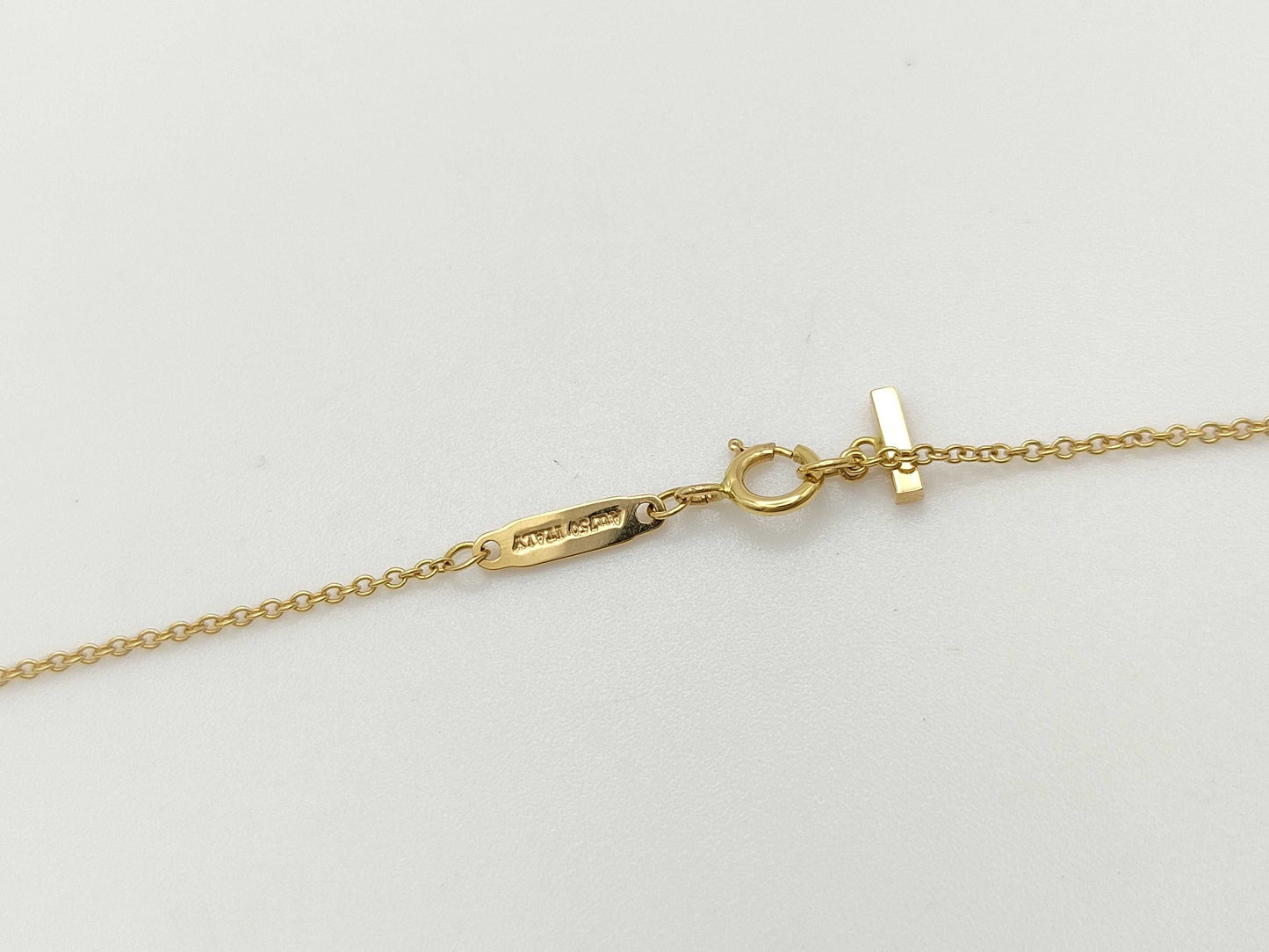 Tiffany & Co. T Smile Mini Diamond Necklace in Yellow Gold and Au750, 2.3g 
