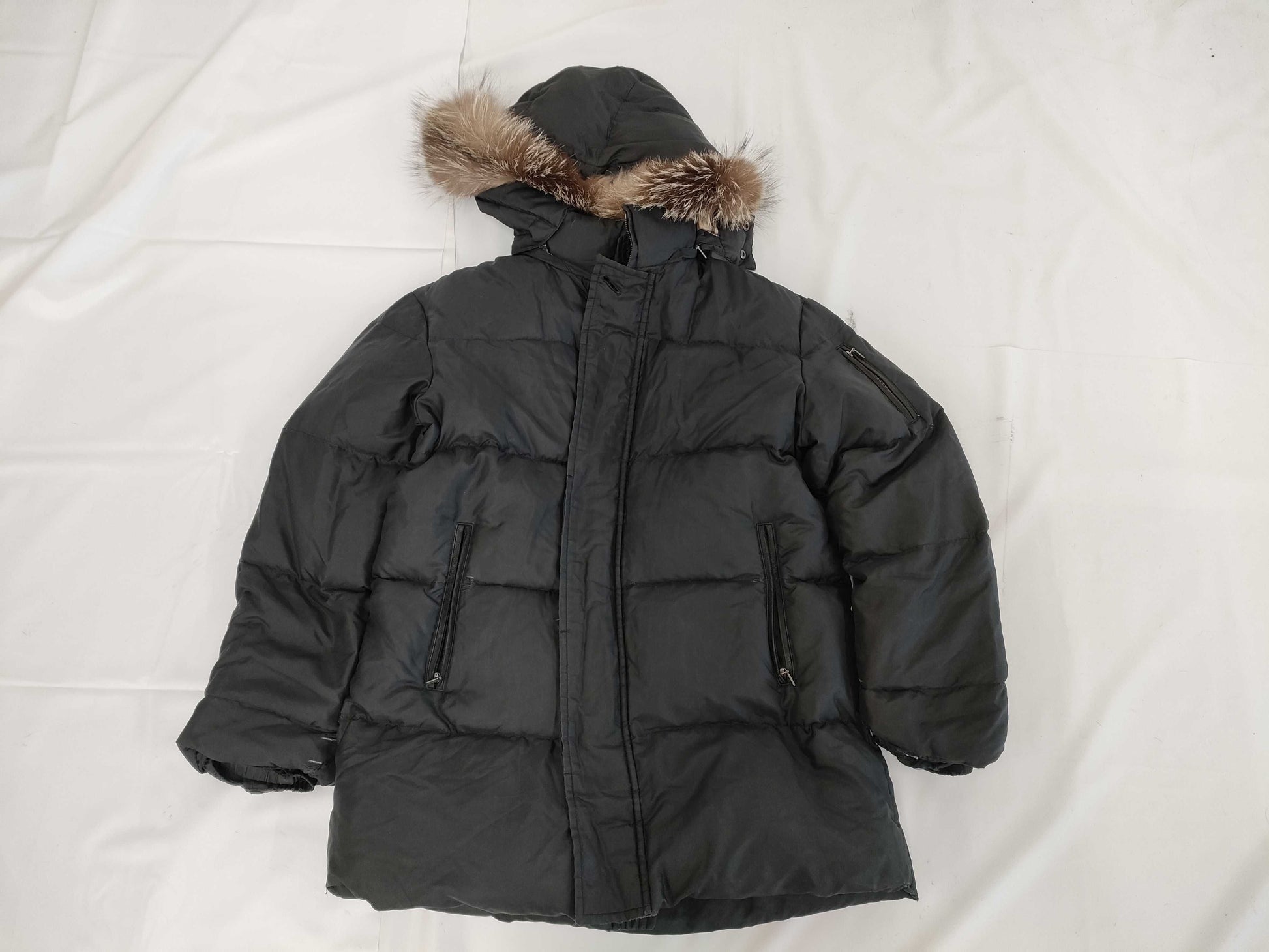 (10462_0225)▼BURBERRY Down Jacket with Fur Size L Coat