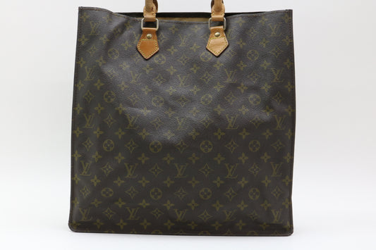 LOUIS VUITTON Monogram Sac Plat Handbag