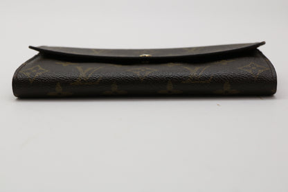 LOUIS VUITTON Monogram Sarah Wallet