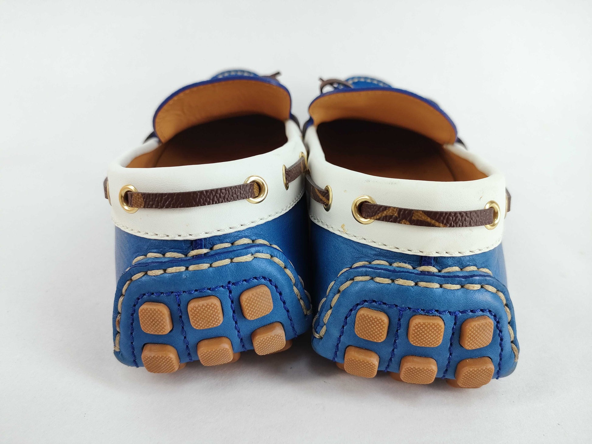 LOUIS VUITTON Louis Vuitton Driving Shoes Sneakers