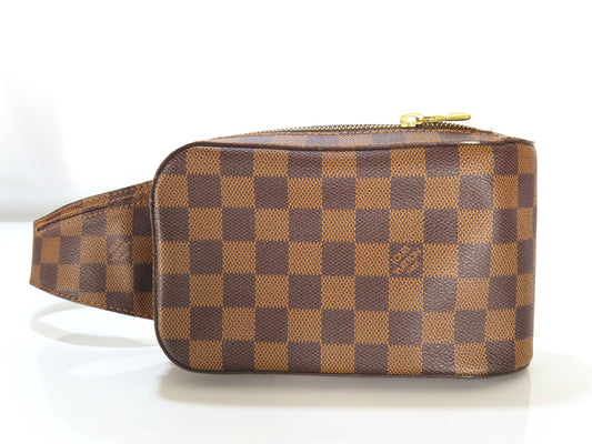 LOUIS VUITTON Damier Louis Vuitton Damier Geronimos Shoulder Bag