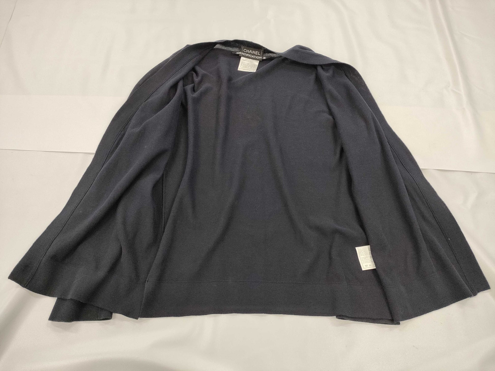 CHANEL Cardigan Size 38 Cardigan