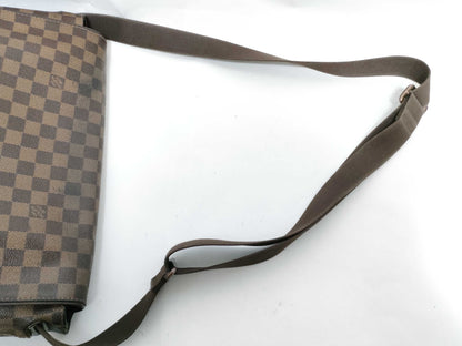 LOUIS VUITTON Damier Shoulder Bag