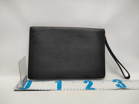LOUIS VUITTON LV Epi Clutch Bag