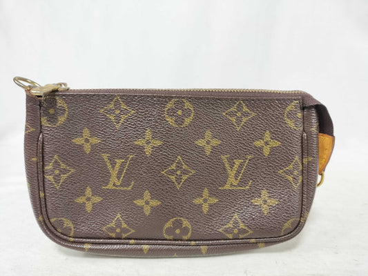 LOUIS VUITTON Monogram Pouch Pouch