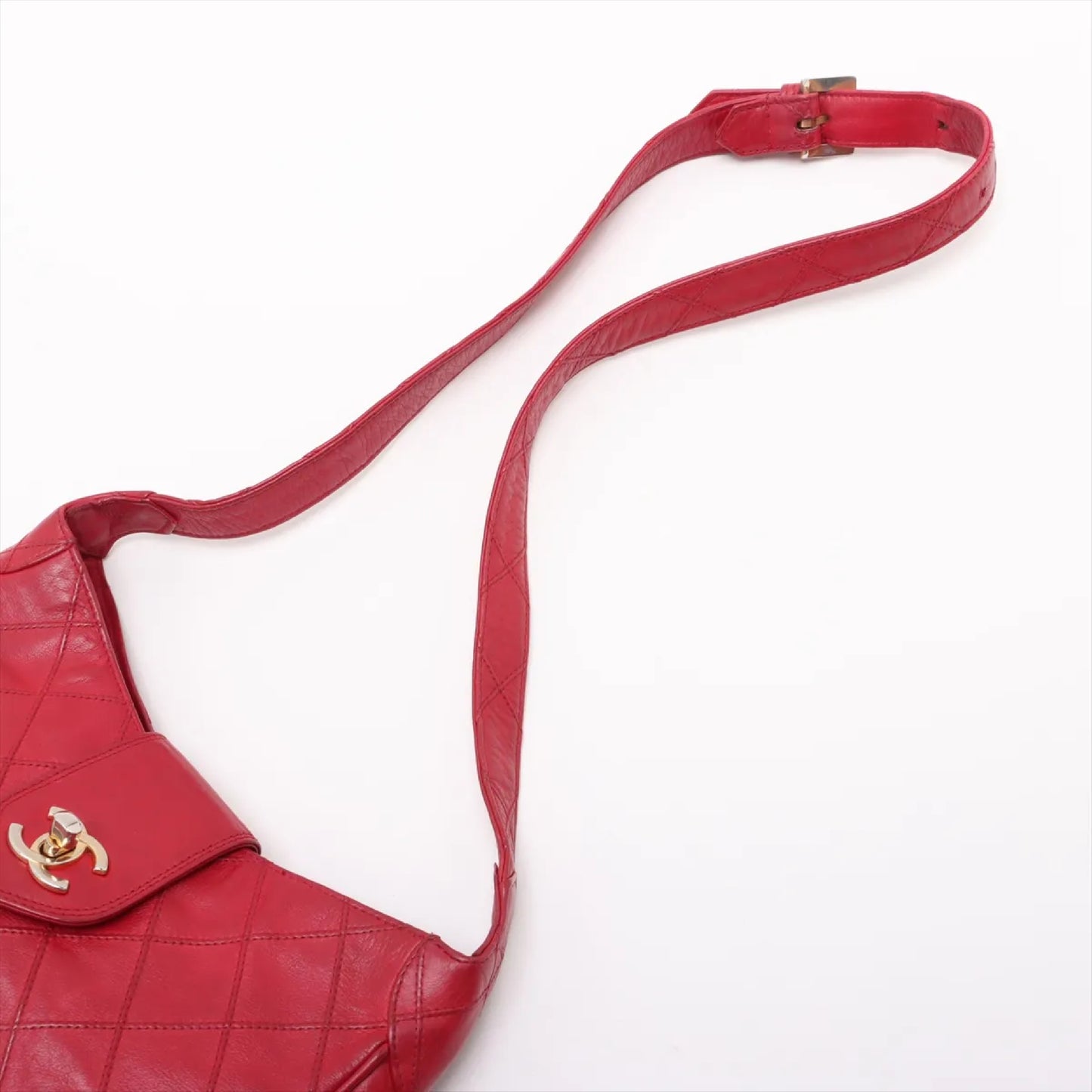 CHANEL Matelasse Lambskin Shoulder Bag with Pouch