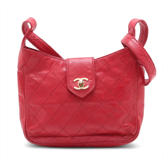 CHANEL Matelasse Lambskin Shoulder Bag with Pouch