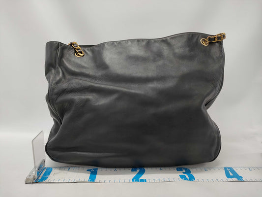 CHANEL CHANEL Chain Tote Bag