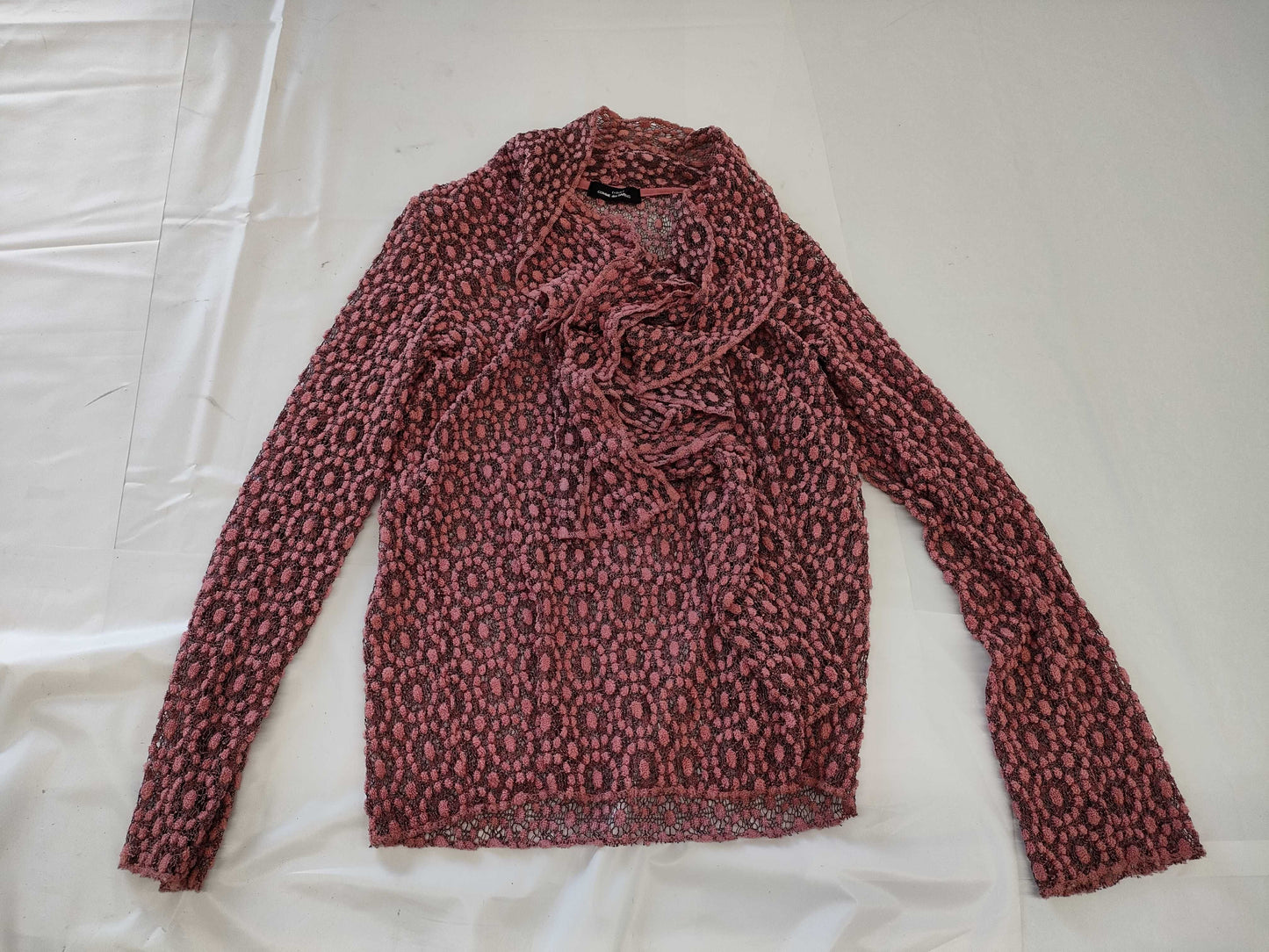 COMME des GARÇONS toricot COMME des GARÇONS early archive all-over print lace ruffle long sleeve blouse pink top