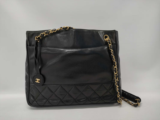 CHANEL Matelasse Lambskin Chain Tote Bag