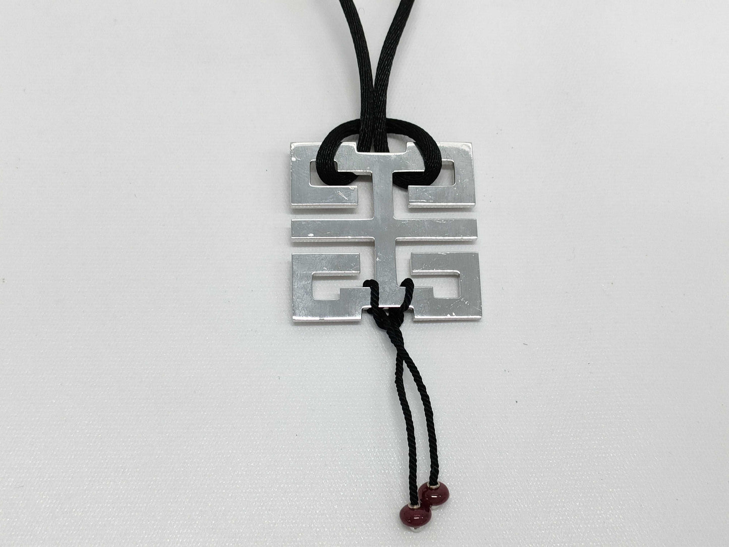 Cartier Dragon Wishknot Ruby Necklace in 750 White Gold, 24.0g 