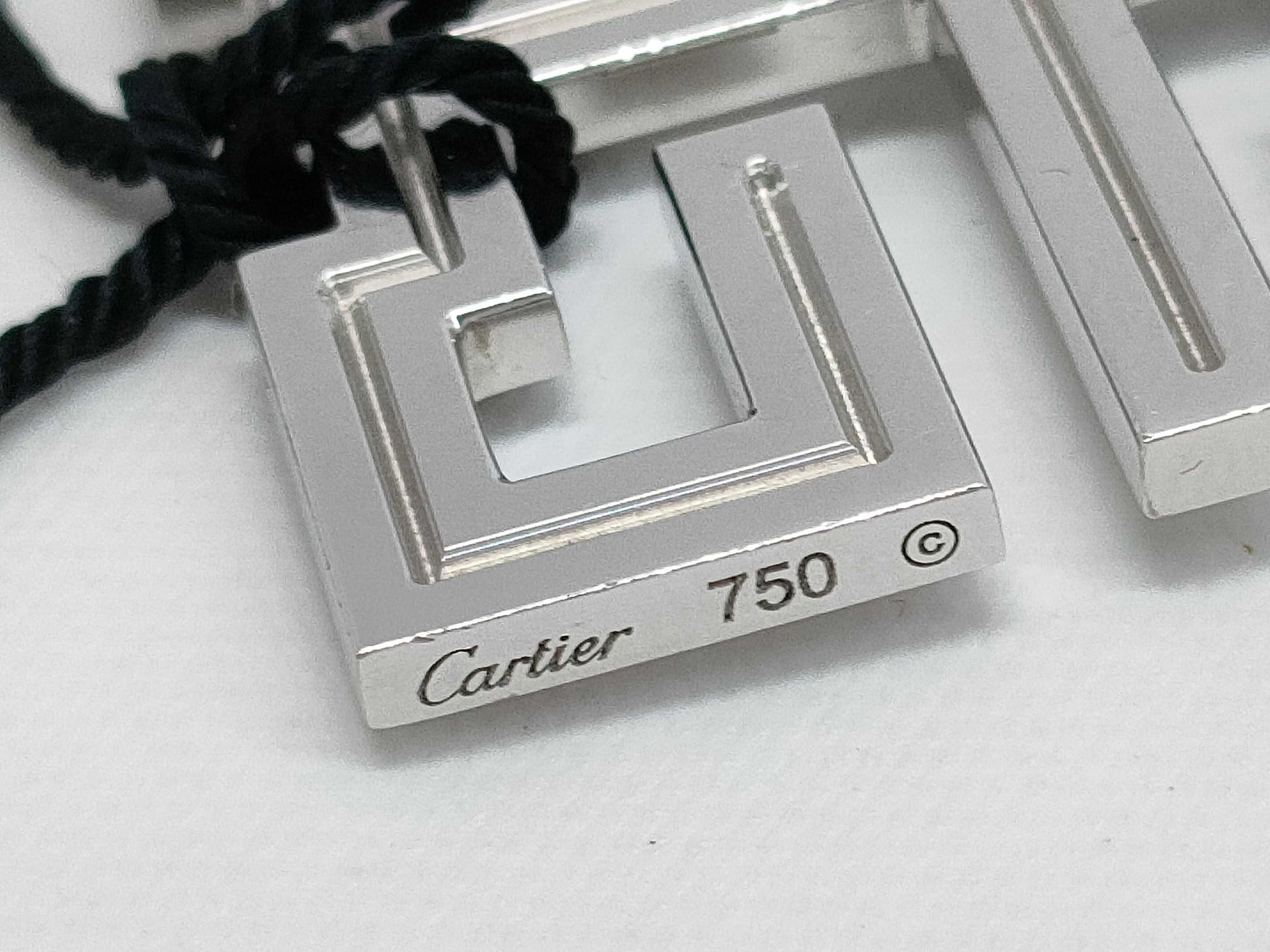 Cartier Dragon Wishknot Ruby Necklace in 750 White Gold, 24.0g 