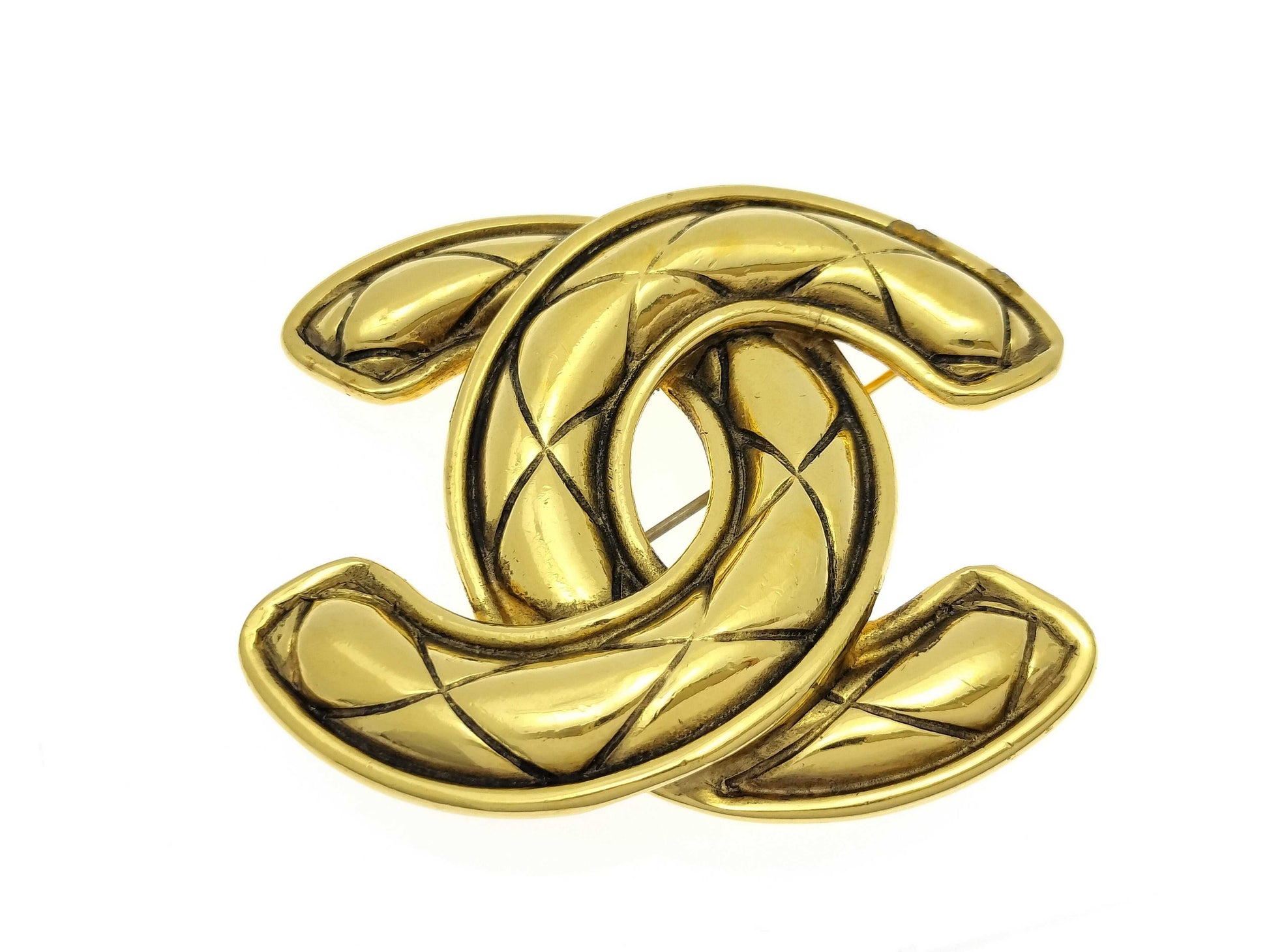 CHANEL Matelasse Coco Mark Brooch