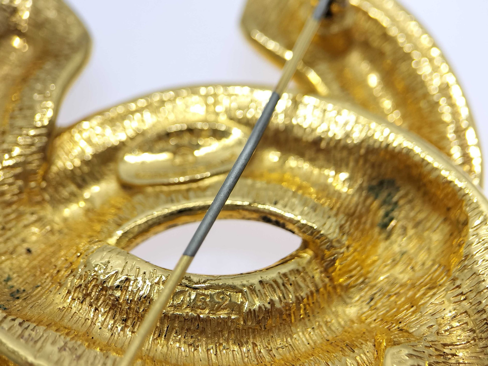 CHANEL Matelasse Coco Mark Brooch