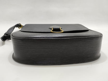 LOUIS VUITTON Epi Saint-Cloud Shoulder Bag