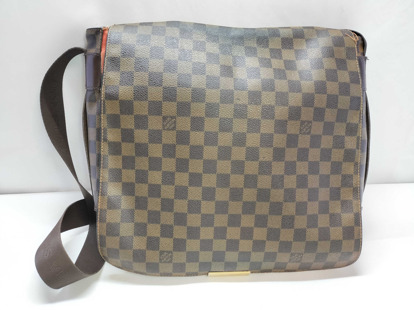 LOUIS VUITTON Damier Shoulder Bag