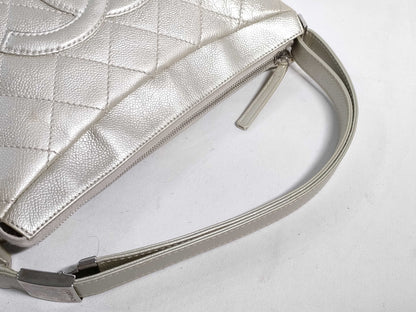 CHANEL shoulder bag