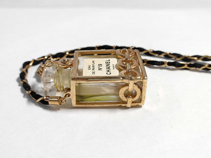 CHANEL Chanel perfume necklace
