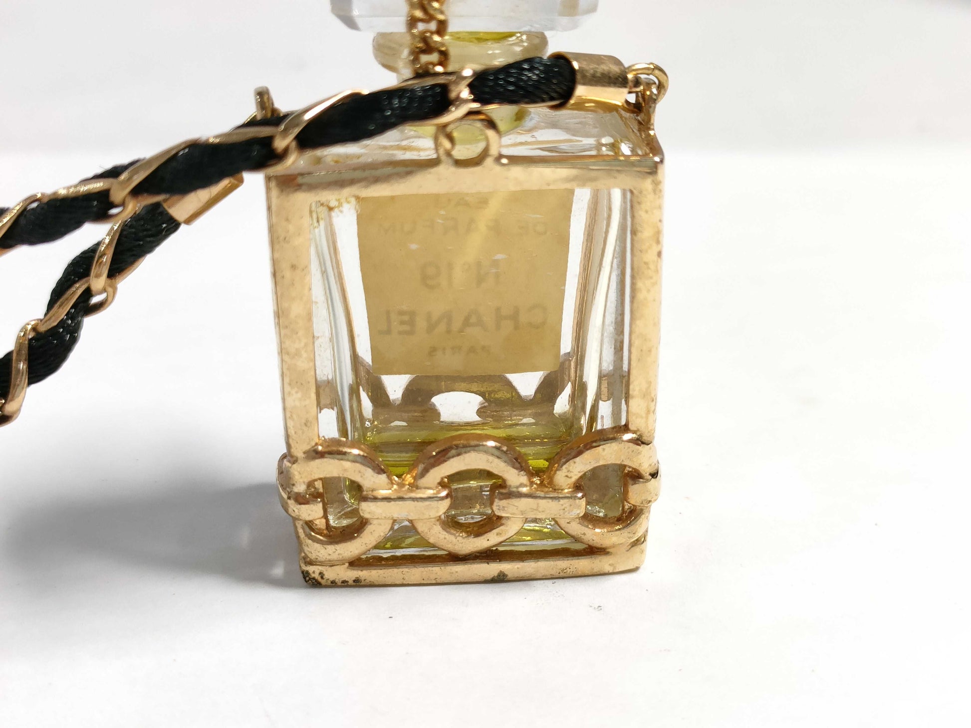 CHANEL Chanel perfume necklace
