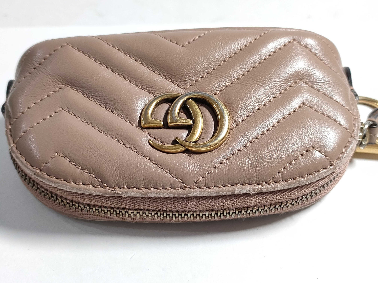 GUCCI GG Marmont Pouch