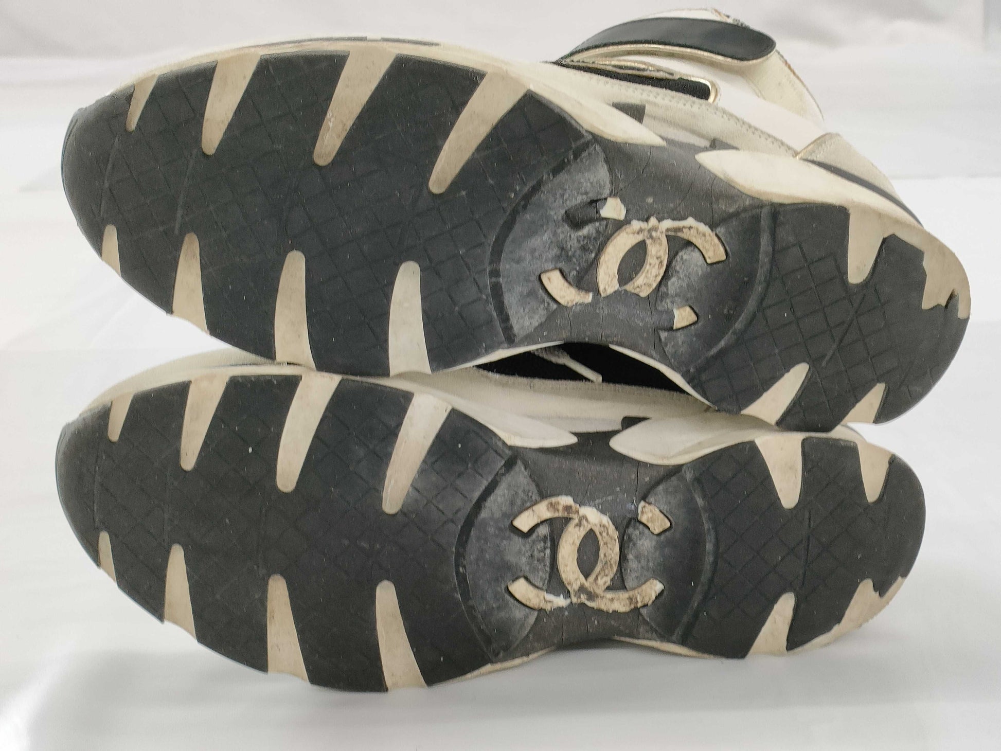 CHANEL Chanel Sneakers Size 38 Sneakers