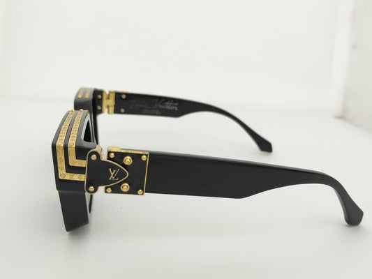 LOUIS VUITTON Millionaire Sunglasses, Plastic, Black, Z1165W