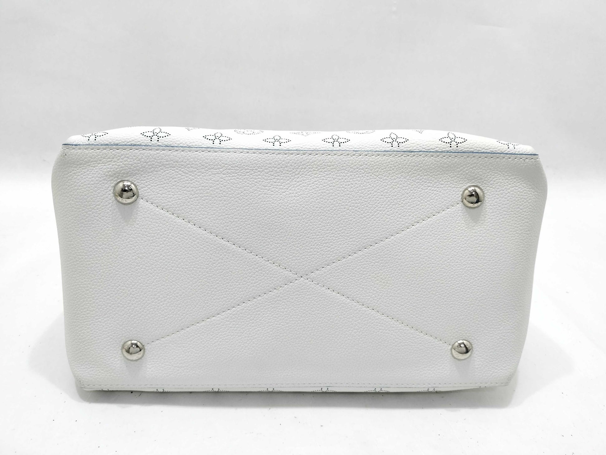 LOUIS VUITTON Mahina LOUIS VUITTON Beauvre Hobo M56201 Mahina Handbag