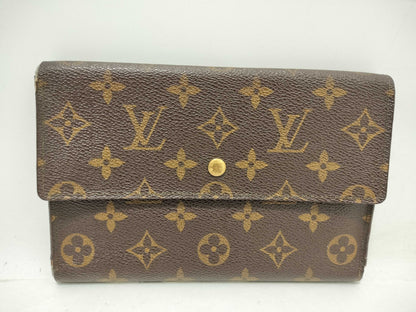 LOUIS VUITTON LOUIS VUITTON Monogram Tri-fold Wallet Monogram Wallet