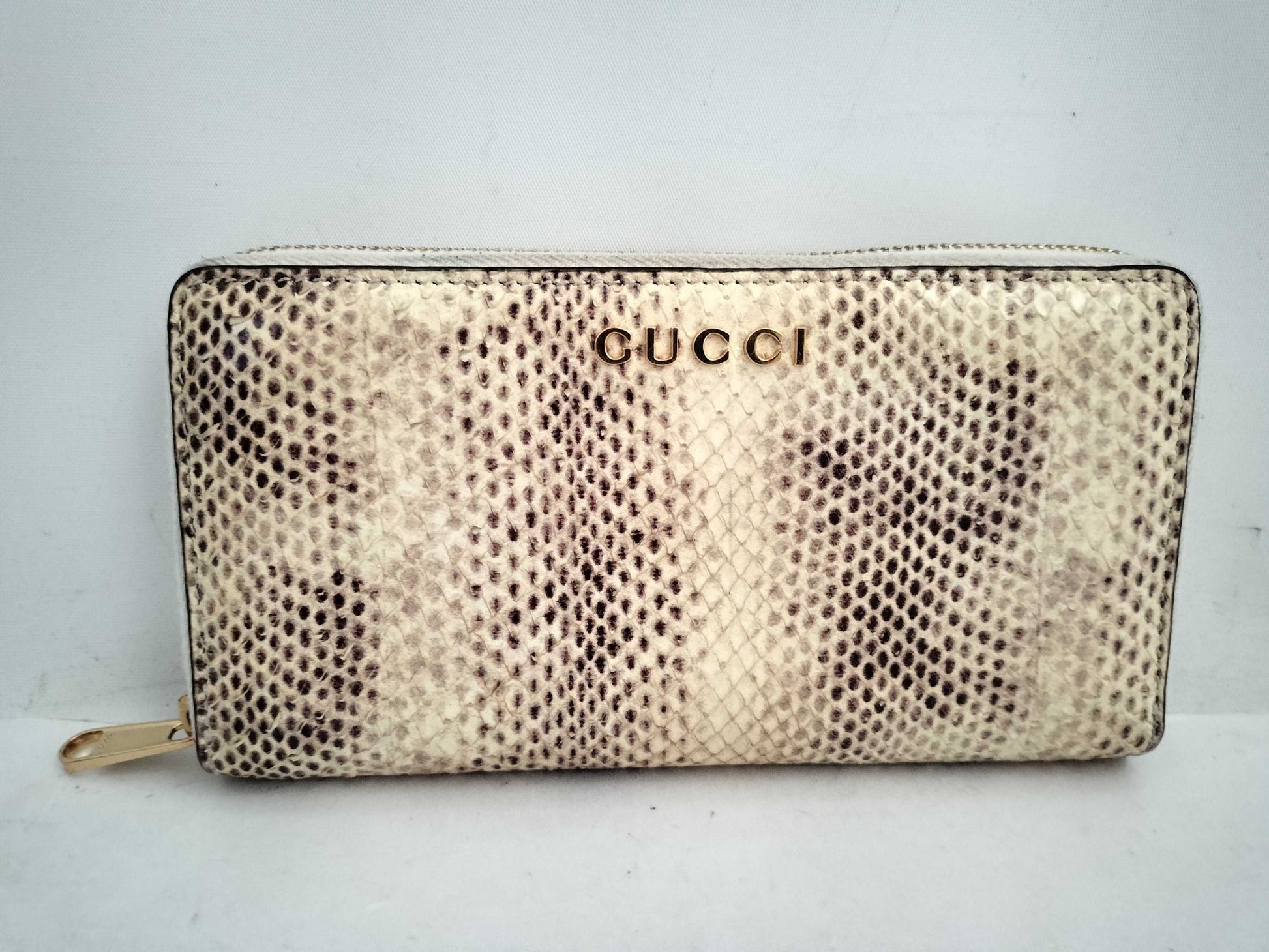 GUCCI Round Zip Wallet Python Beige Wallet