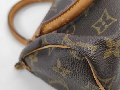 LOUIS VUITTON Monogram Mini Speedy Handbag with Strap