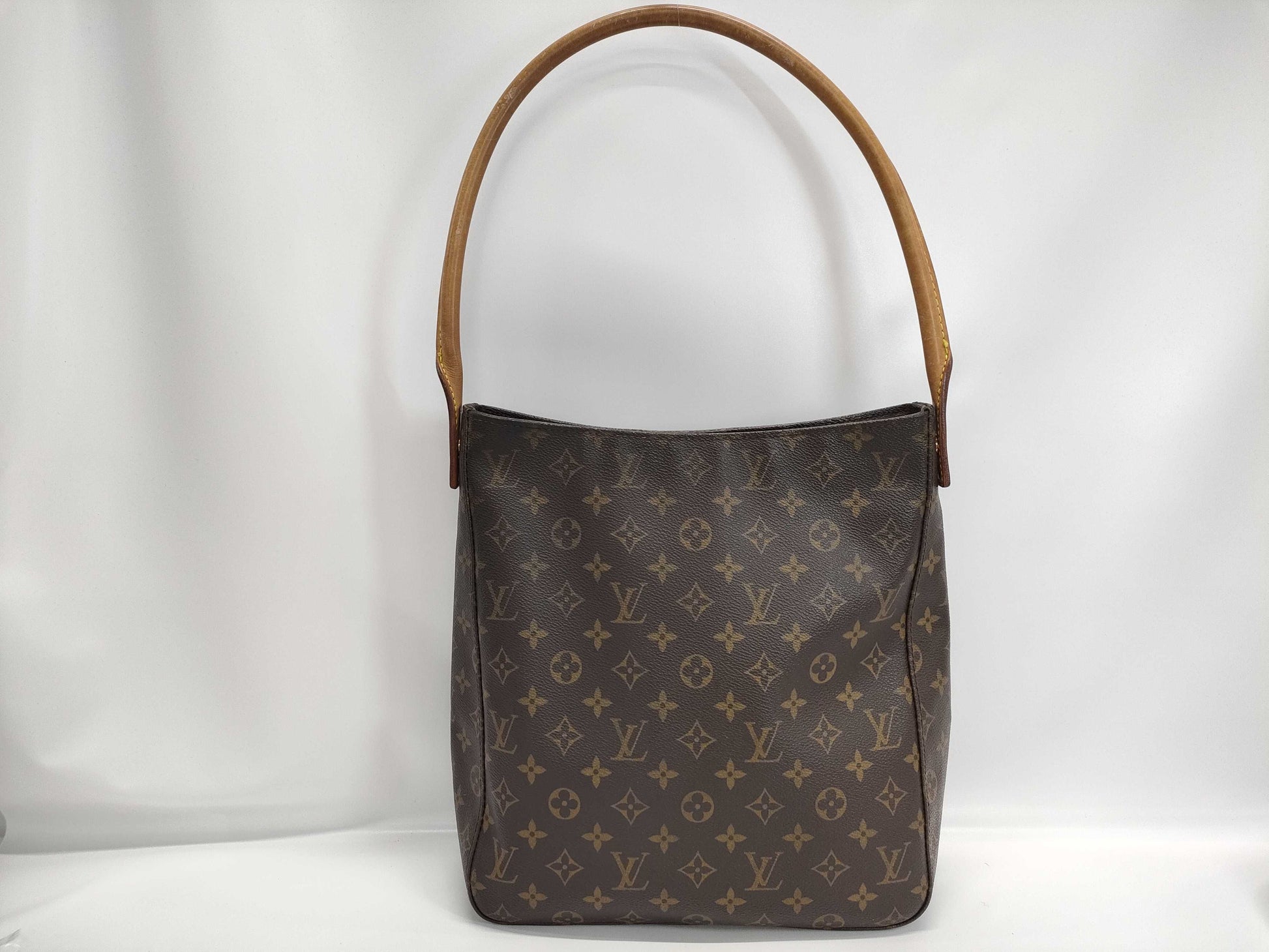 LOUIS VUITTON Looping GM Handbag