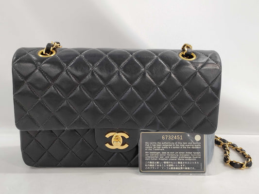 CHANEL Matelasse 25 Chain Shoulder Bag