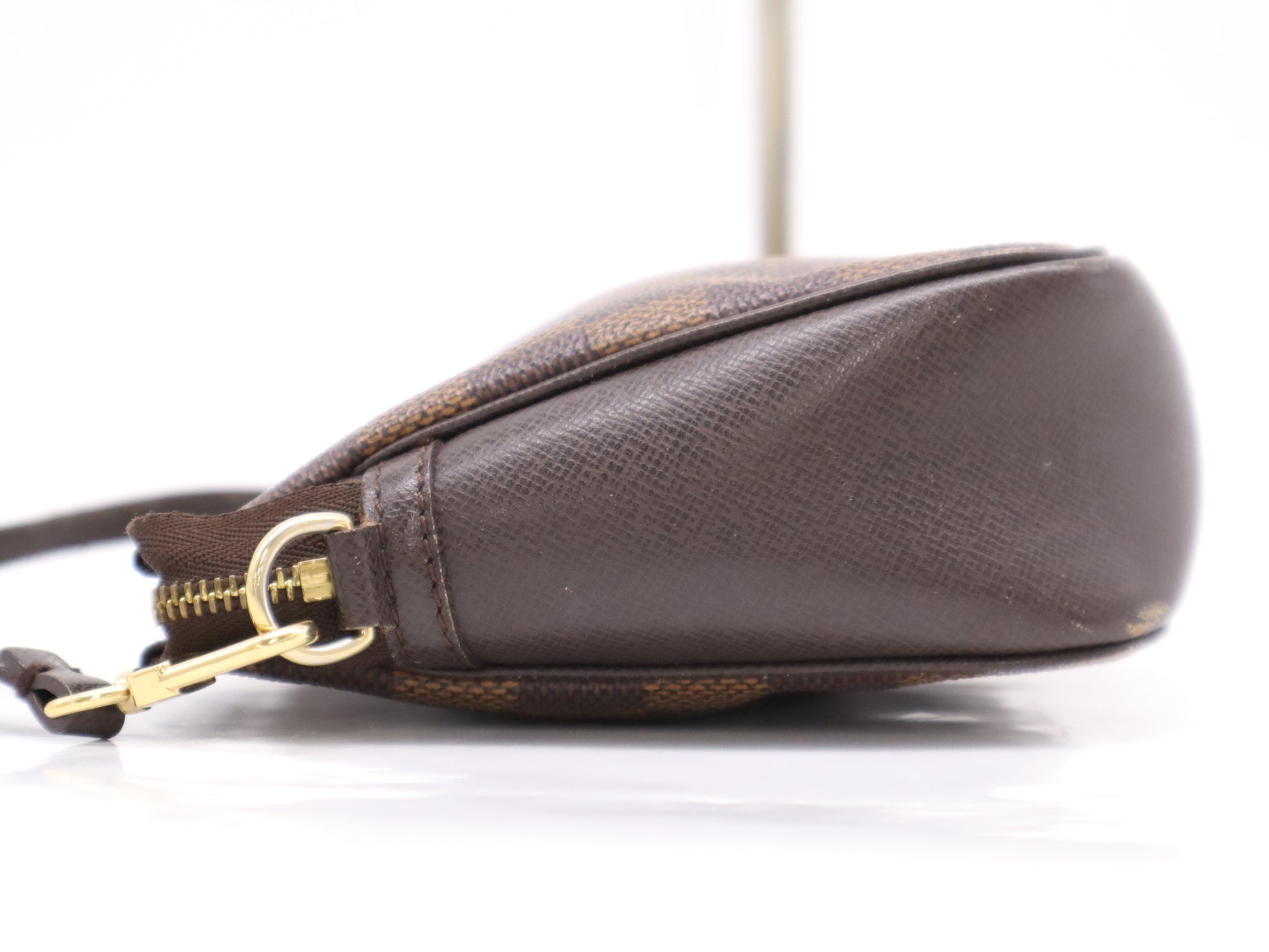 LOUIS VUITTON N51982 Damier Truth Makeup Pouch